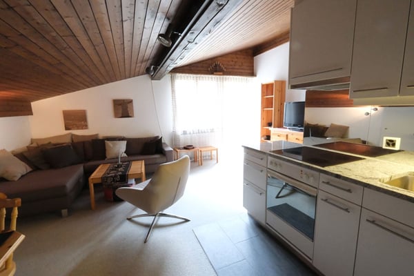 Eine Wohlfühl-Wohnung in Obersaxen Misanenga 5