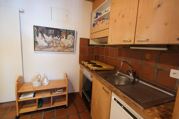 Eine 2.5-Zimmer-Wohnung mit Galerie an bester Lage in Laax 5