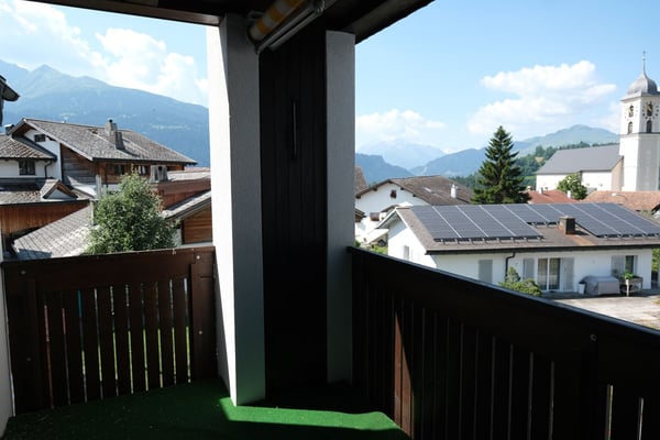 Eine 2.5-Zimmer-Wohnung mit Galerie an bester Lage in Laax