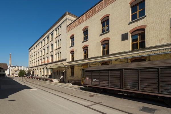 Loftartige Büroflächen mit Galerien 2