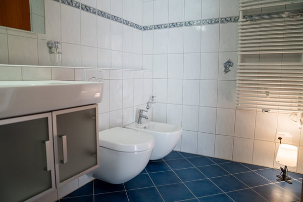 Moderne 4.5-Zimmer-Wohnung mit Jurablick in Biel 10