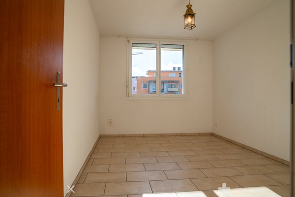 Moderne 4.5-Zimmer-Wohnung mit Jurablick in Biel 6