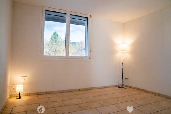 Moderne 4.5-Zimmer-Wohnung mit Jurablick in Biel 7