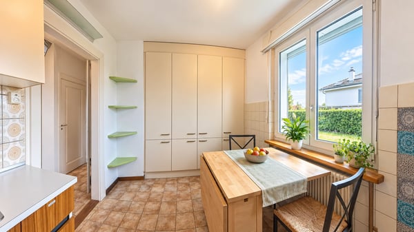 Doppelhaushälfte mit grossem Garten – Raum für Ihre Wohnideen in Biberist 5