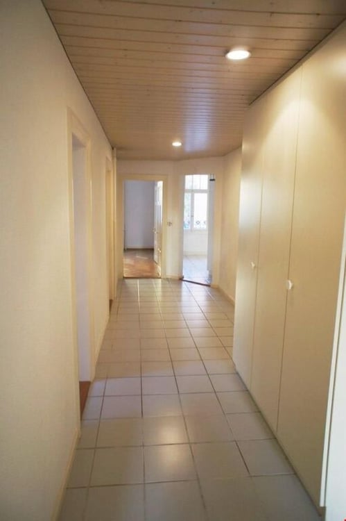 BEFRISTET bis Ende April 2026 - geräumig, hell und top zentral! 5