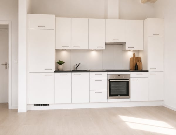 Exklusive Dachwohnung mit Balkon im Grünen! 2
