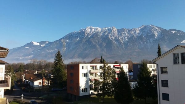 Top-modern und gemütlicher Balkon mit Bergsicht! 9