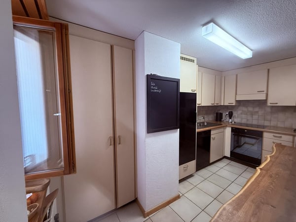 Stilvolle Dachwohnung mit Balkon und grosser Galerie! 2