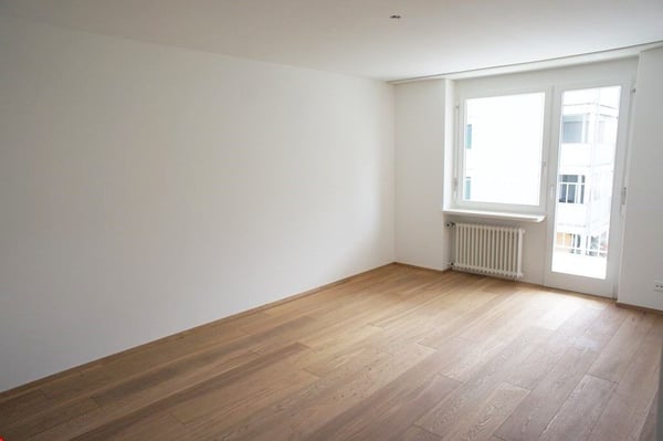 Top moderne Wohnung mit Balkon im Zentrum! 3