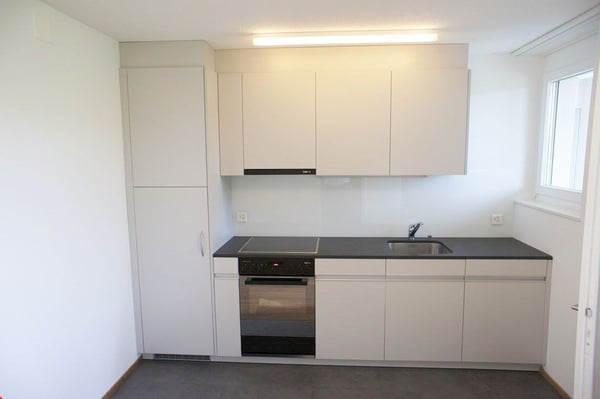 Top moderne Wohnung mit Balkon im Zentrum! 2