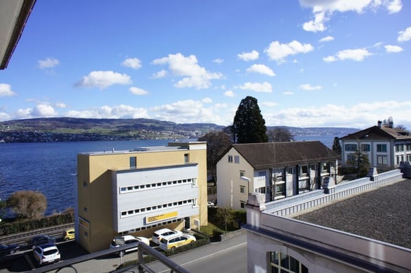 Moderne Wohnung mit See- und Bergsicht!! 9