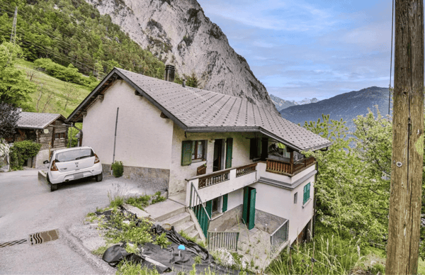 Chalet de 2 appartements à Vens (Bagnes) avec terrain constructible annexe 3