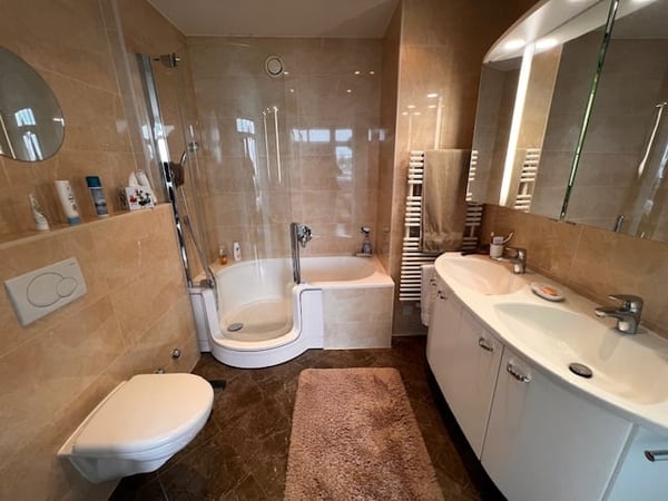 Viager – Magnifique appartement, vue panoramique et piscine sur le toit - Petit-Saconnex 8