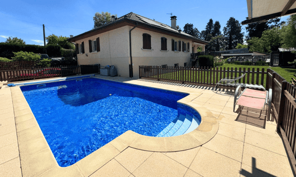 Villa 8 pièces en viager occupé sans rente – piscine et jardin – Vernier (GE) 1