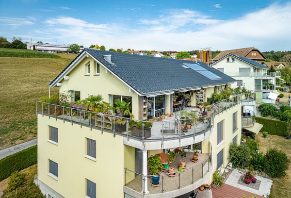 Himmlische Weite über dem Seetal – Dachmaisonette mit Panoramaterrasse 1