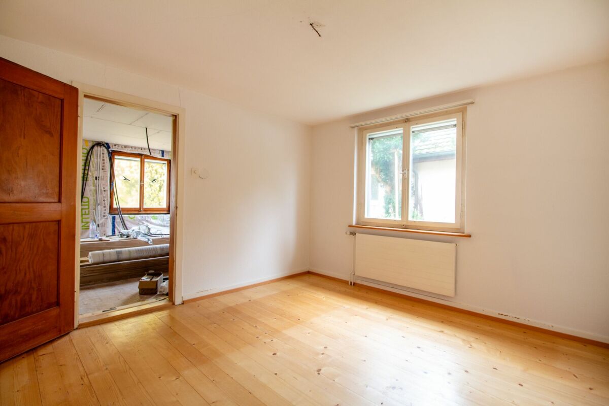 Einfamilienhaus mit grosszügigem Grundstück von 996 m²