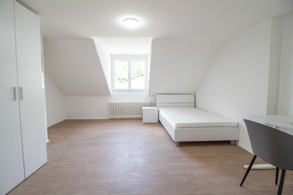Möblierte und frisch sanierte Zimmer in WG-Wohnungen - ideal für Studierende oder Alleinstehende 10