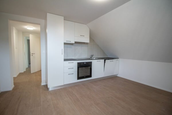 Möblierte und frisch sanierte Zimmer in WG-Wohnungen - ideal für Studierende oder Alleinstehende 9