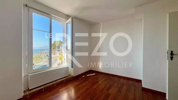 deux pas du Château de Chillon ? Superbe 1.5 pièces avec vue sur le lac 6