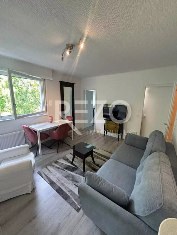 Studio en attique - avec vue 4