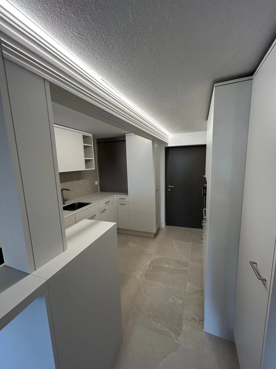 Appartement de 1.5 pièces entièrement rénové à louer en vielle ville de Sion 3