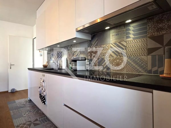 Maison de 2 appartements de standing - Entièrement rénovée - Sierre 6