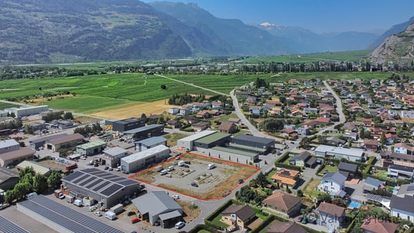 Terrain avec permis de construire à Vétroz 1