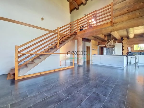 Magnifique chalet avec vue panoramique à Nax 4