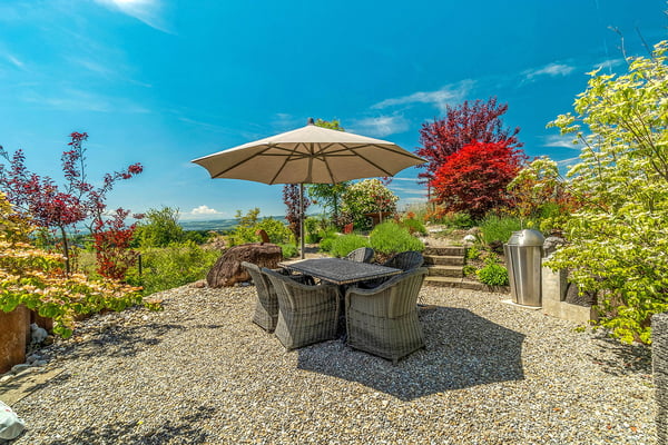 Wohntraum mit Garten und Alpenpanorama 9