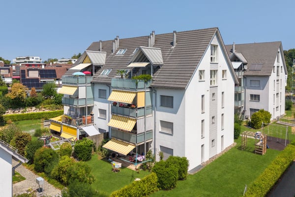 Grosszügige Dach-Maisonettewohnung mit Südwestterrasse und Alpensicht 2