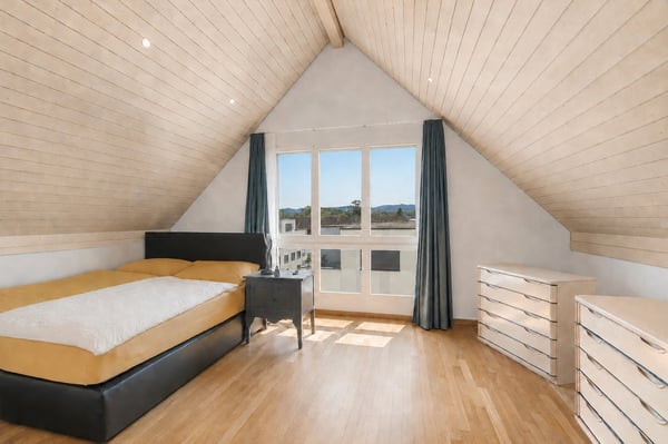 Grosszügige Dach-Maisonettewohnung mit Südwestterrasse und Alpensicht 13