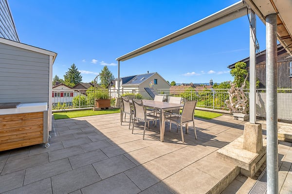 Familienhaus mit Sonnenterrasse und Garten 10