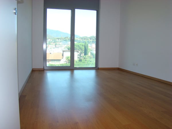 Ampio Appartamento di 1.5 Locali in Zona Residenziale a Rancate 6