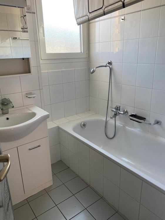 Charming 1.5-room apartment in Chiasso with balcony 6