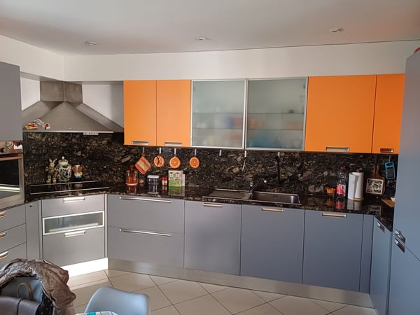 Ampio appartamento ad Ascona 7