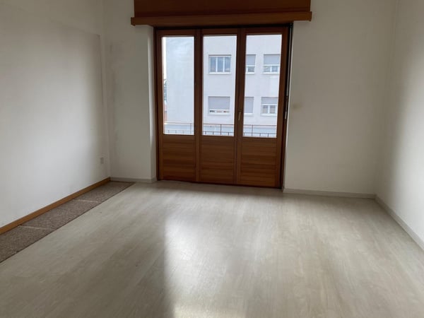 Balerna appartamento attico di 3,5 locali da ristrutturare 2
