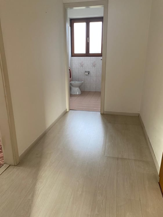 Balerna appartamento attico di 3,5 locali da ristrutturare 6