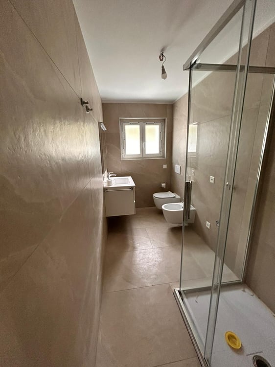 Casa Bifamiliare di 4.5 Locali a Cresciano 4