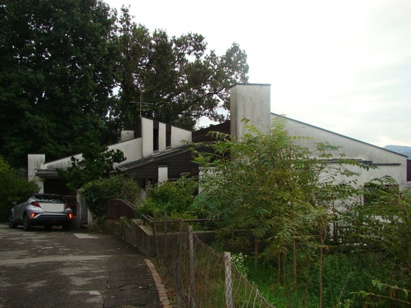 Morbio Inferiore Villa di carattere con ampia vista panoramica immersa nel verde 34