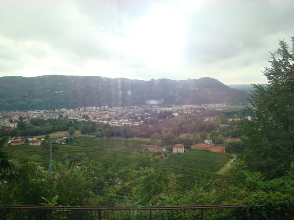 Morbio Inferiore Villa di carattere con ampia vista panoramica immersa nel verde 23