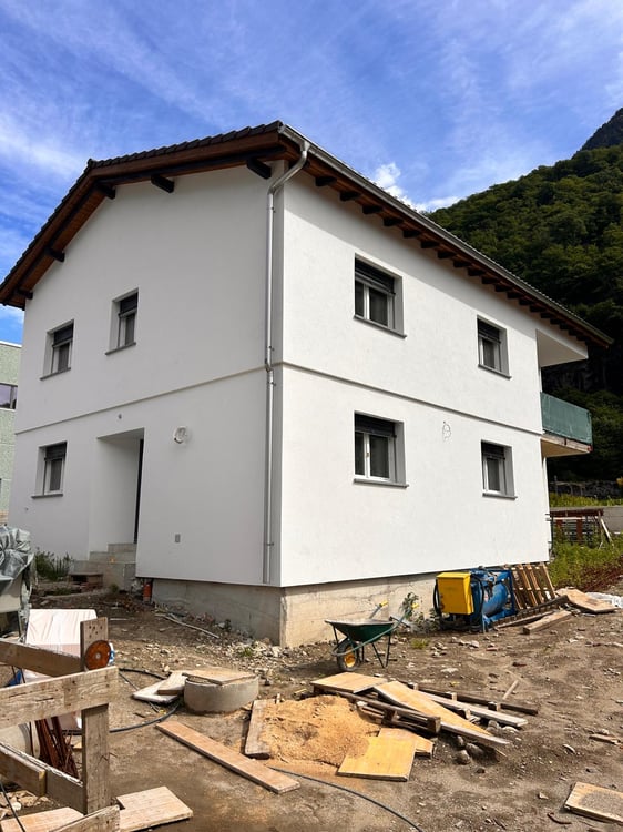 Casa Bifamiliare di 4.5 Locali a Cresciano 1