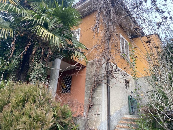 Casa Signorile Ticinese anni '60 da ristrutturare 1