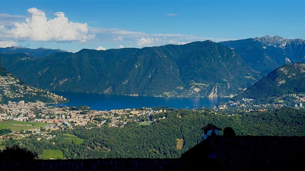 Casa Bijoux con vista aperta su lago e montagne 1