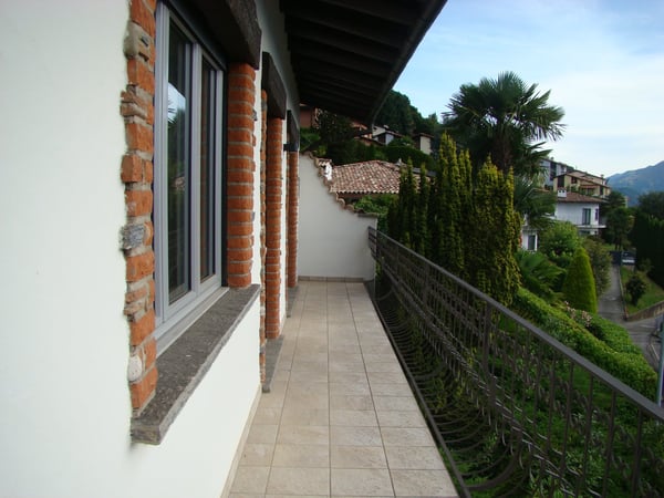 Casa Bijoux con vista aperta su lago e montagne 11