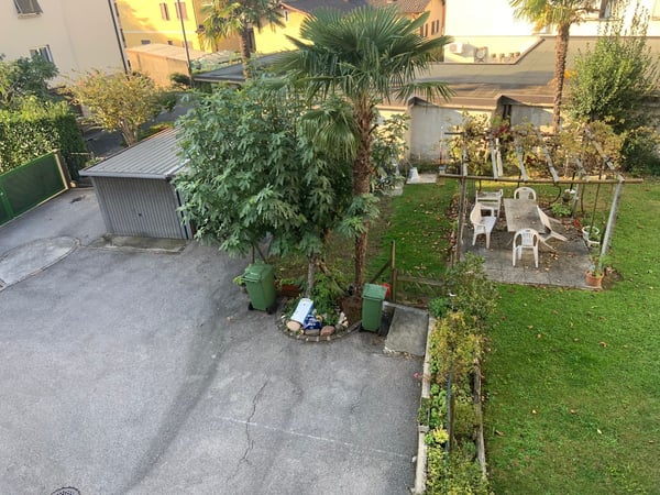 Immobile caratteristico con giardino a Balerna 7