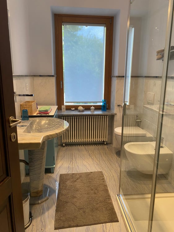 Splendida Casa Colonica di 12 Locali con Vigneto a Breganzona 9
