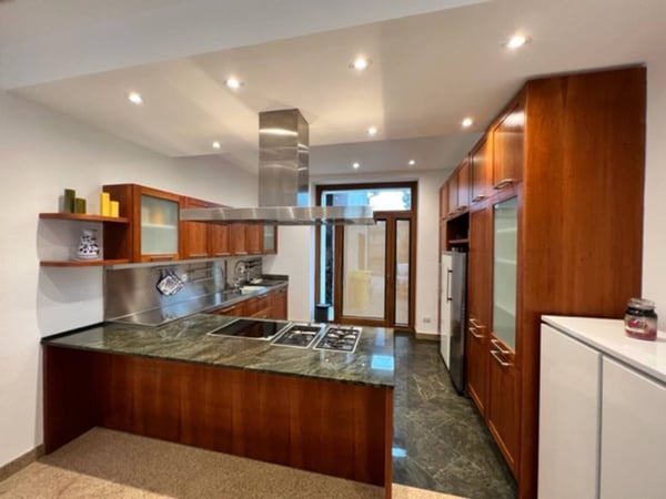 Splendida Casa Colonica di 12 Locali con Vigneto a Breganzona 22