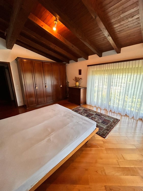 Splendida Villa di 9 Locali a Manno, Ticino 23