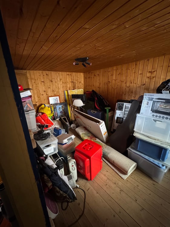 Casa di nucleo con 2 appartamenti e 18 locali a Vernate 6