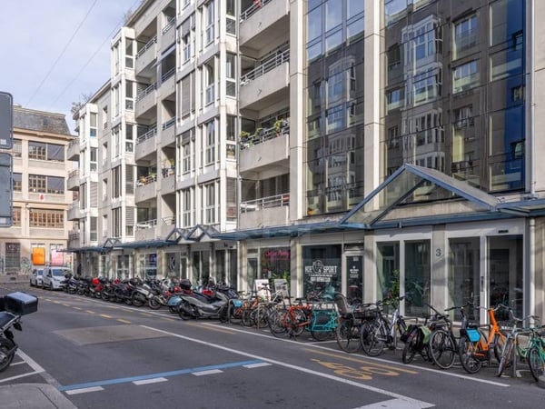 Ensemble de locaux commerciaux loués au coeur de Genève 2